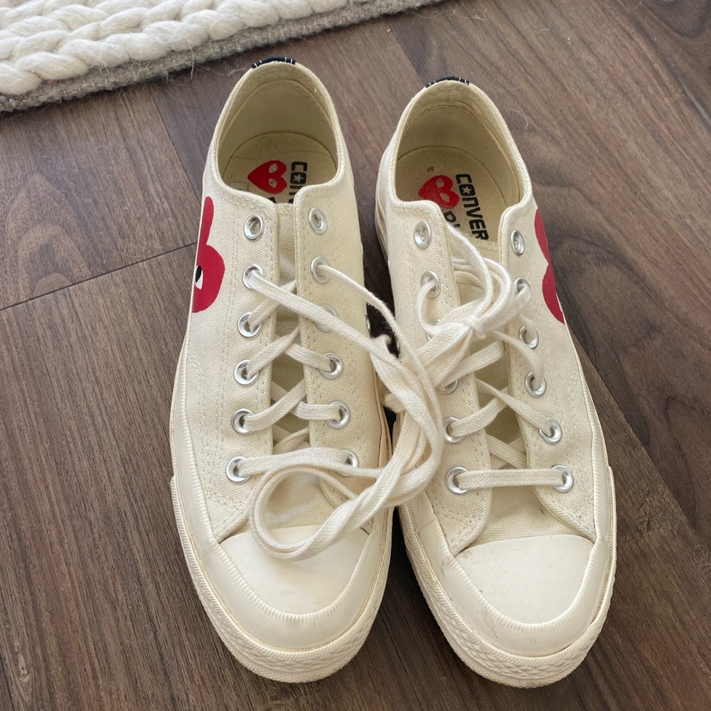 Commes Des Garçons Lowtop converse, excellent condition size 8.5 W